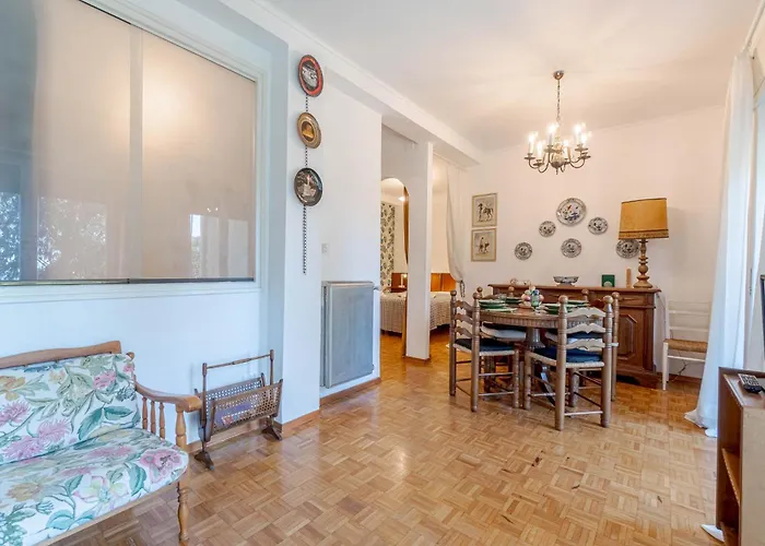 Guesthost - Vintage Flat Apartmán *